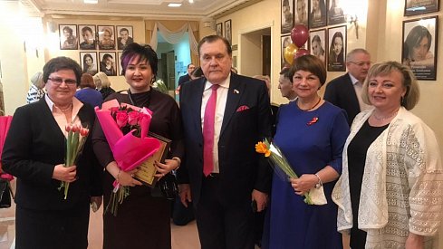 В Оренбурге наградили победительниц конкурса «Женщина года»